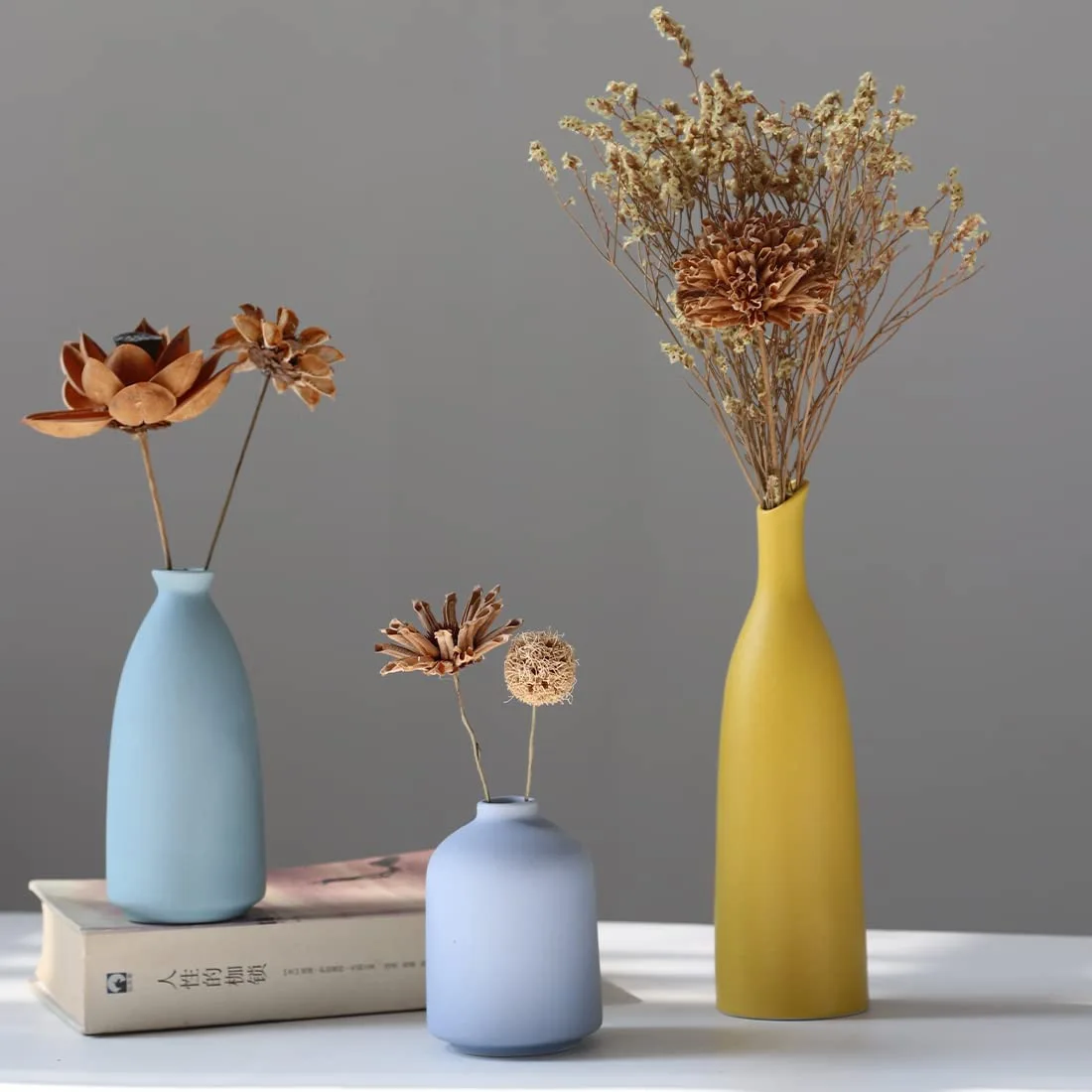 Easiest Home Decorating Tip? Let The Vases Do All The Work