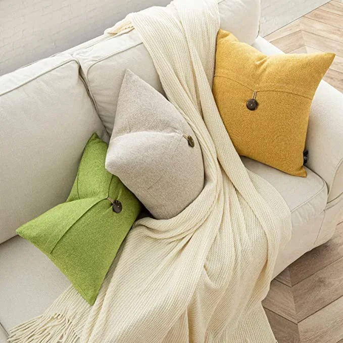 Arrange Decorative Pillows In Contemporary Home Decor, That Will Take You And Your Home On The Ride Of A Lifetime