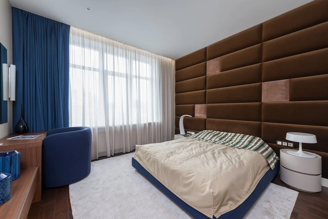 What Is A Coverlet, And How Can It Enhance Your Bedroom?